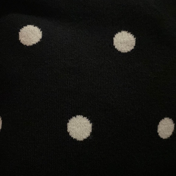 J. Crew Polka Dot Crew Neck Pullover
Black/White Polka Dots Size Small - Picture 4 of 6